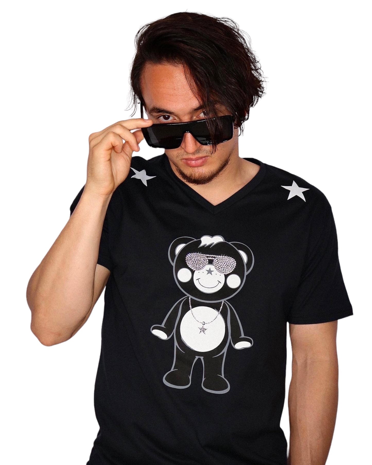 佐藤マクファーレン優樹 がtシャツ着てる